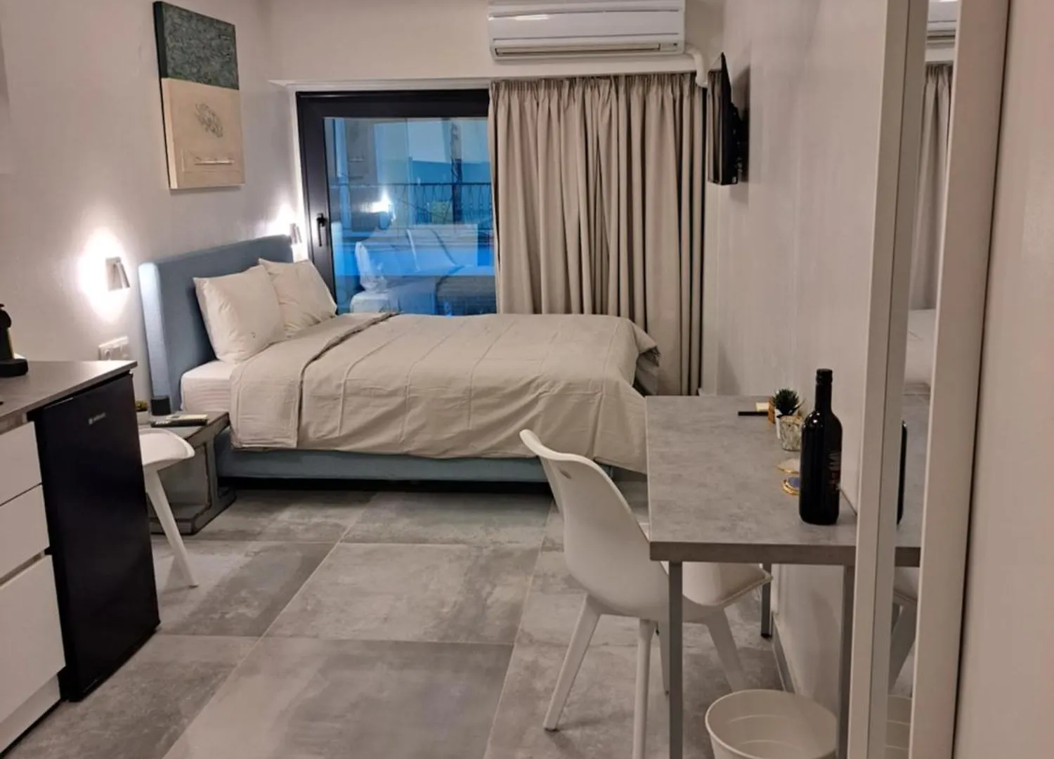 Centerstage1 Boutique Apartment - Hemisphere1 Stylish Studio Thessaloniki
